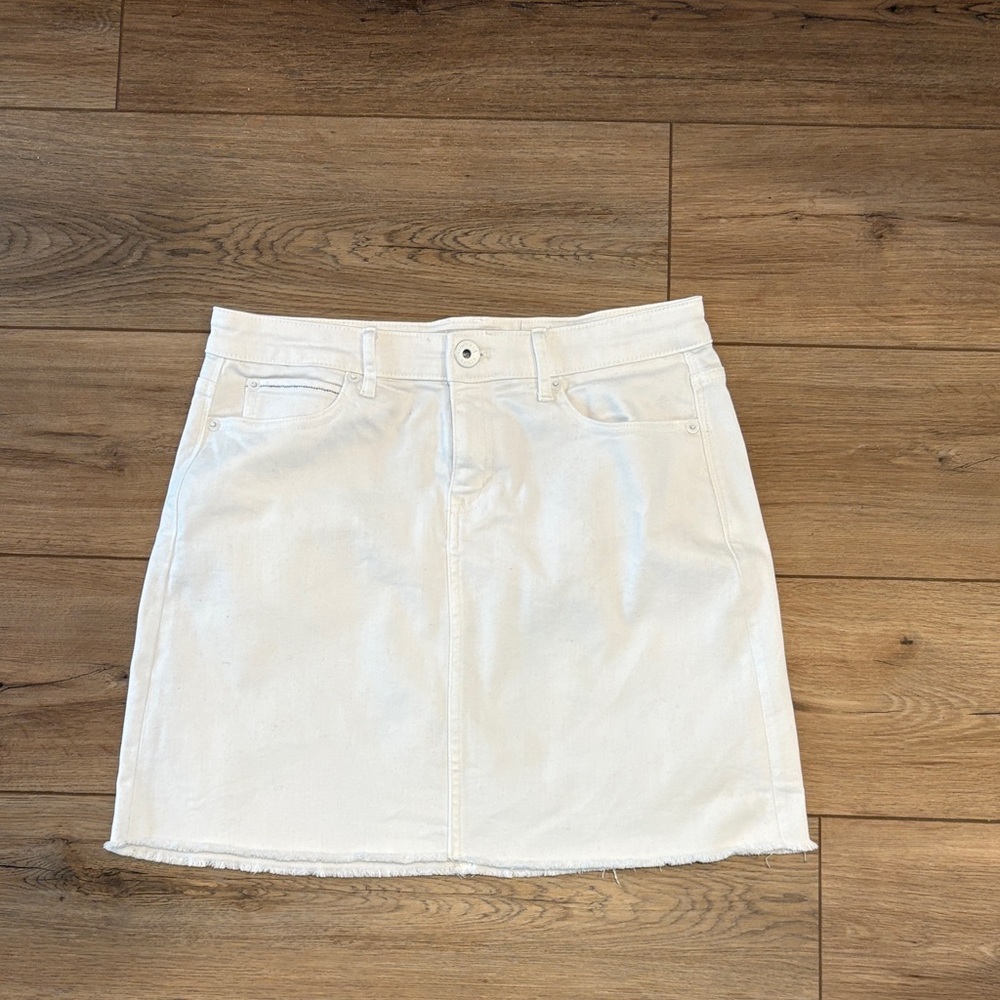 Vineyard Vines White Denim Mini Skirt
